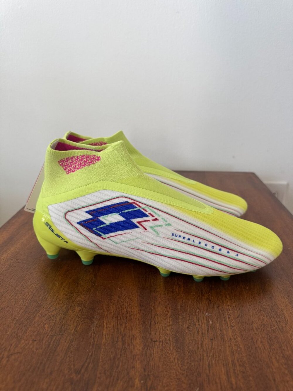 Lotto Solista 100 Gravity FG Soccer Cleats in Sunny Lime